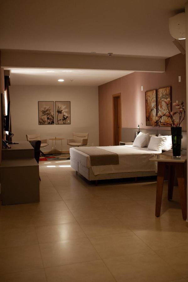 Bristol Infinity Rio Claro Hotel Екстериор снимка