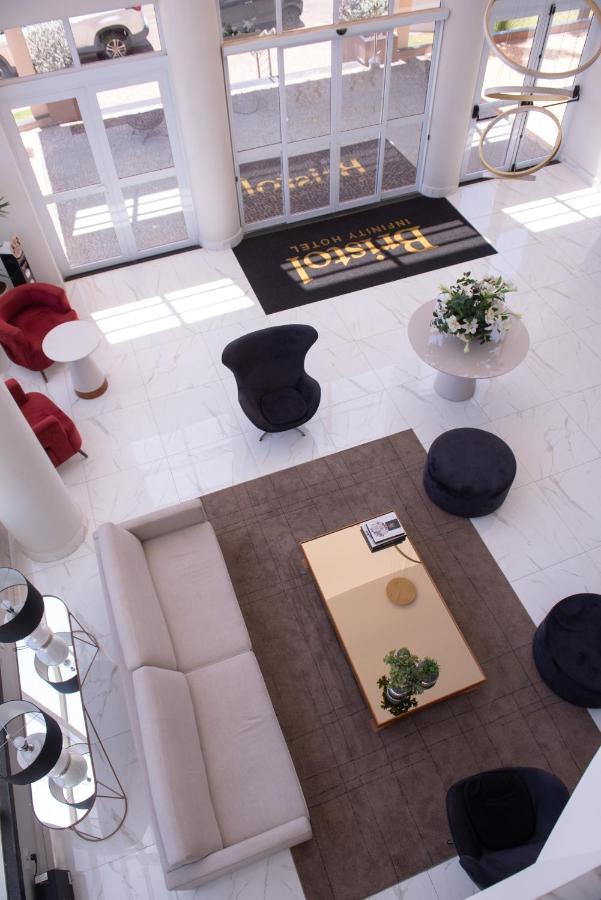 Bristol Infinity Rio Claro Hotel Екстериор снимка