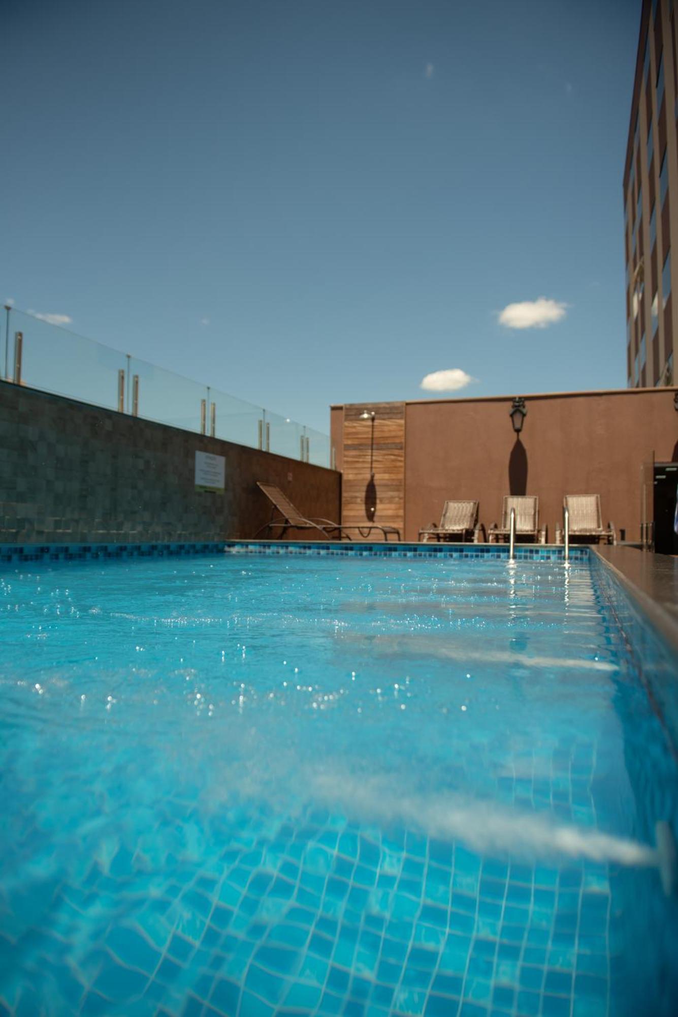 Bristol Infinity Rio Claro Hotel Екстериор снимка