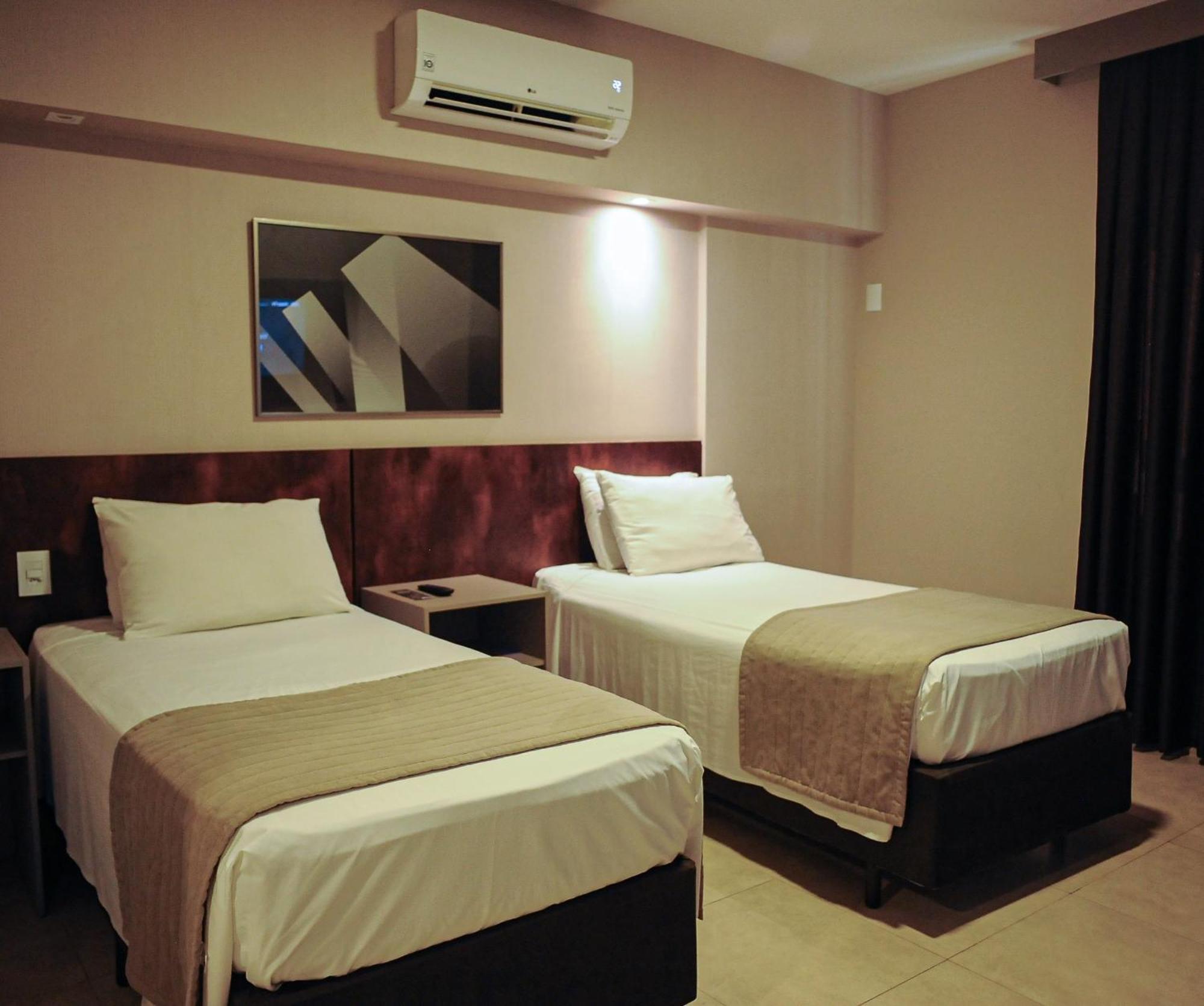Bristol Infinity Rio Claro Hotel Екстериор снимка