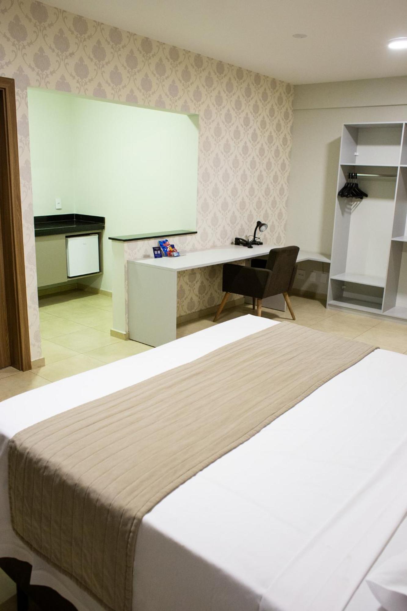 Bristol Infinity Rio Claro Hotel Екстериор снимка